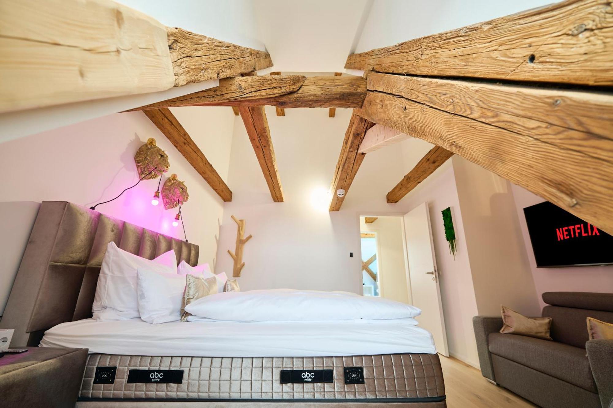 Wood World Luxury - Massage - Bergblick - Tranpolin- Parken Apartment Markdorf Exterior foto