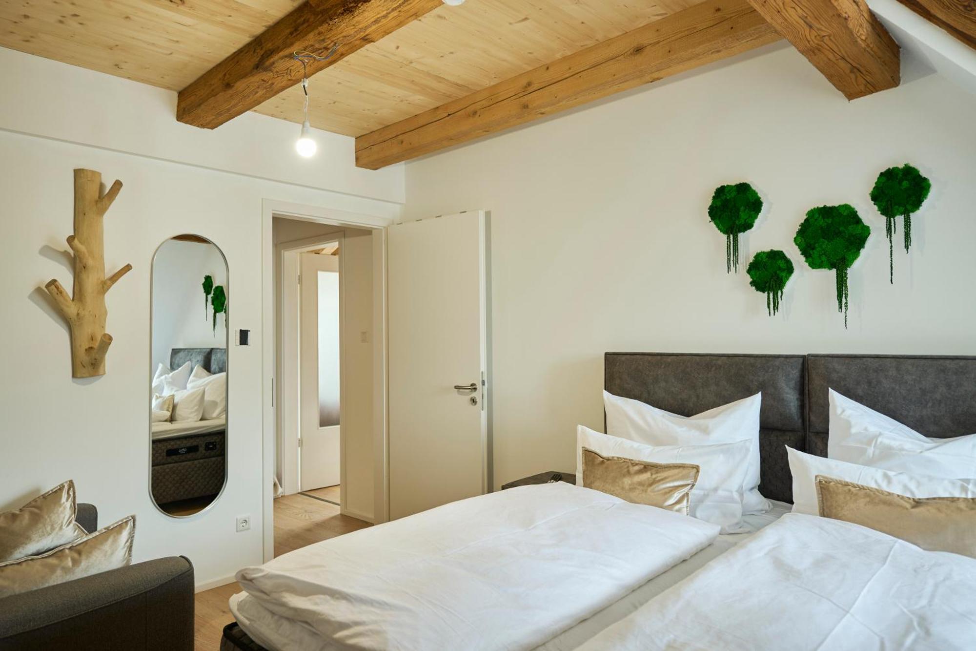 Wood World Luxury - Massage - Bergblick - Tranpolin- Parken Apartment Markdorf Exterior foto